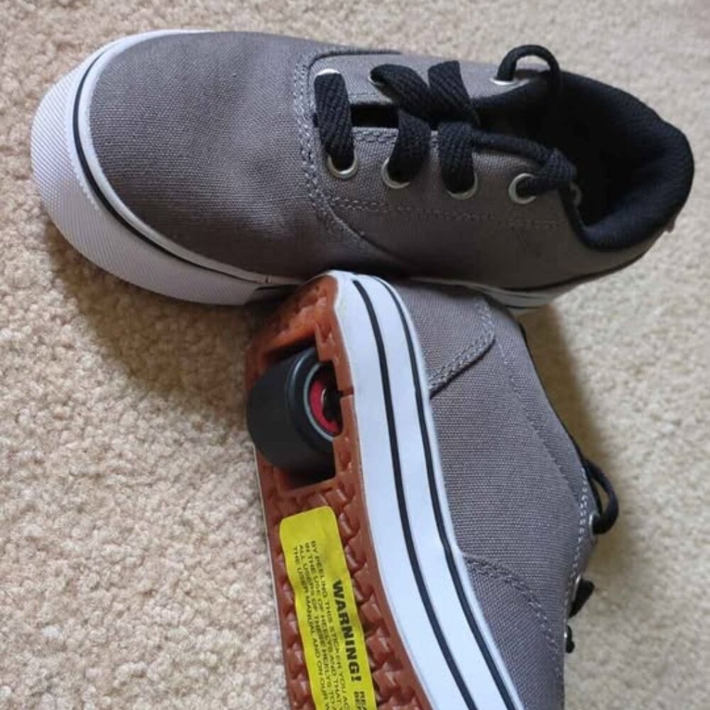 Heelys youth 13c size